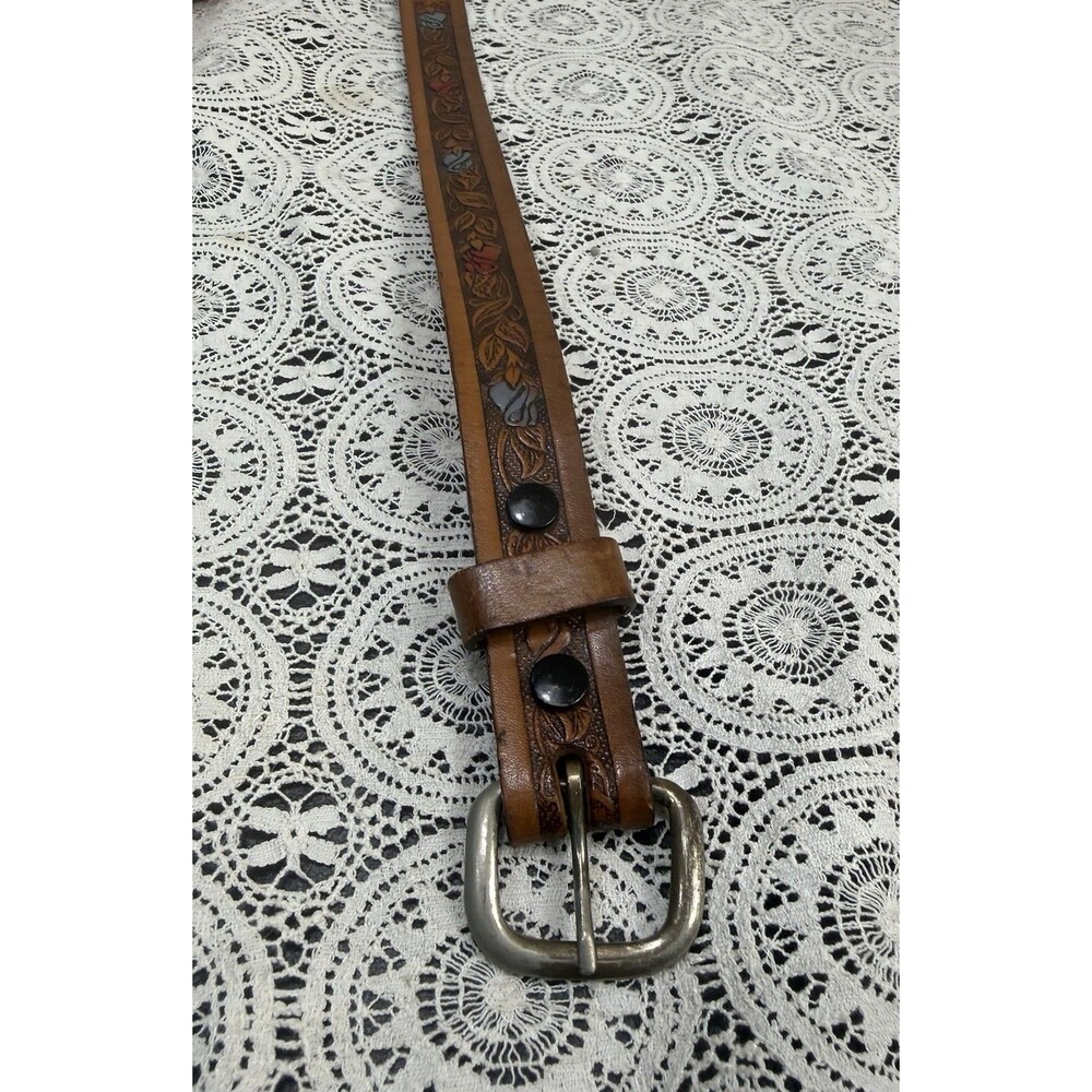 Vintage hand-tooled brown leather western belt floral design 28-32.5 inch